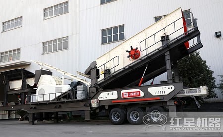 車載流動(dòng)錘式破碎機(jī)多少錢？產(chǎn)量多高？