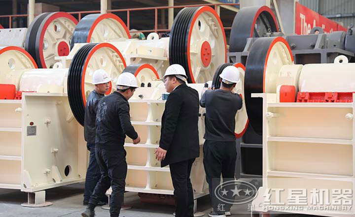 用戶來廠考察，多種設(shè)備型號(hào)讓用戶眼見為實(shí)